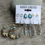 Vintage and oxidized earrings combo